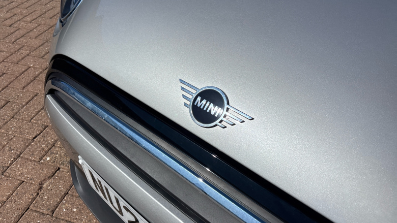MINI Hatchback 1.5 Cooper Classic Premium 5dr Auto Petrol Hatchback